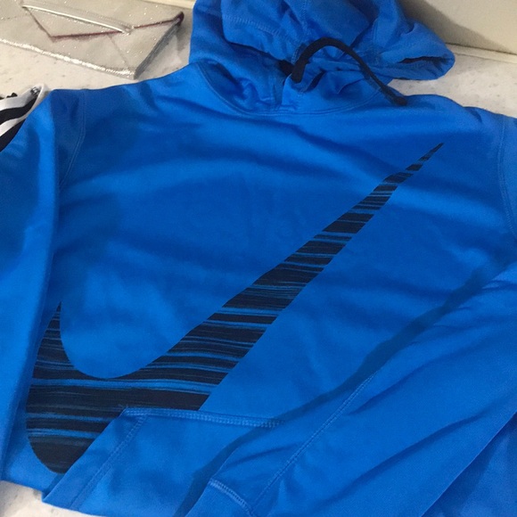 Men’s Nike Therma Fit Hoodie -M - Picture 3 of 4